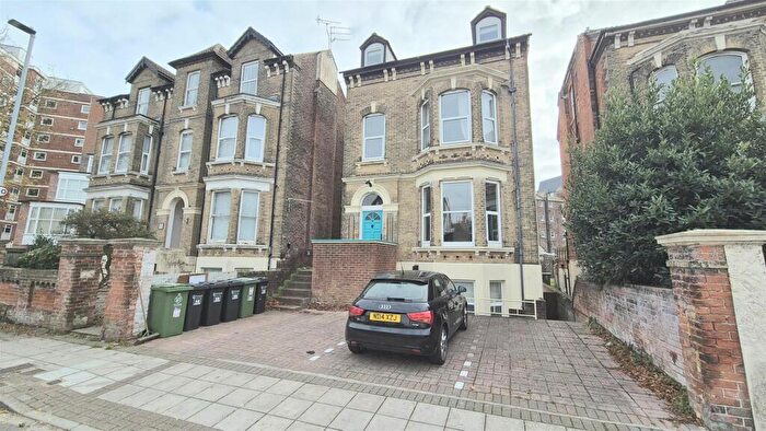 2 Bedroom Apartment To Rent In Granada Road, Southsea, PO4