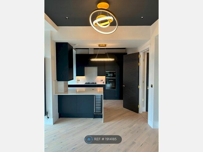 1 Bedroom Flat To Rent In High Road, London, N20