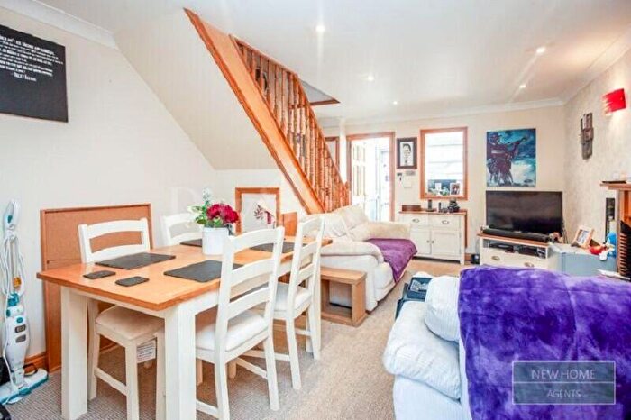2 Bedroom Terraced House For Sale In Bideford Road, Newport., NP20