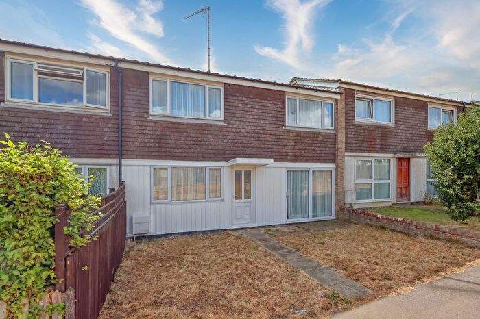 3 Bedroom Terraced House For Sale In Forgetts Road, Lane End, High Wycombe, Buckinghamshire, HP14