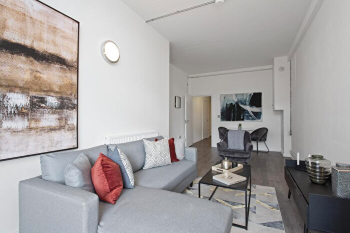 2 Bedroom Apartment To Rent In Ability Plaza, Dalston London, E8