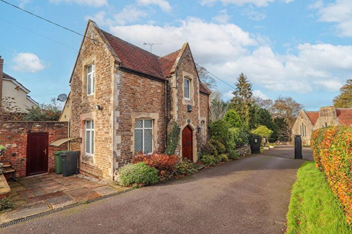 2 Bedroom Detached House For Sale In Marley Lane, Battle, TN33