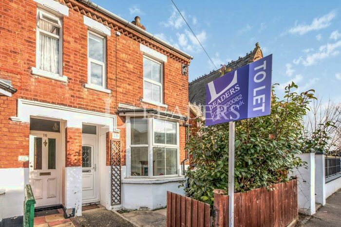 2 Bedroom End Of Terrace House To Rent In Offa Road, Bedford, MK42