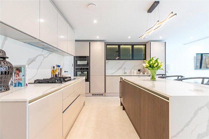 4 Bedroom Terraced House For Sale In Bury Old Road, Salford, Greater Manchester, M7