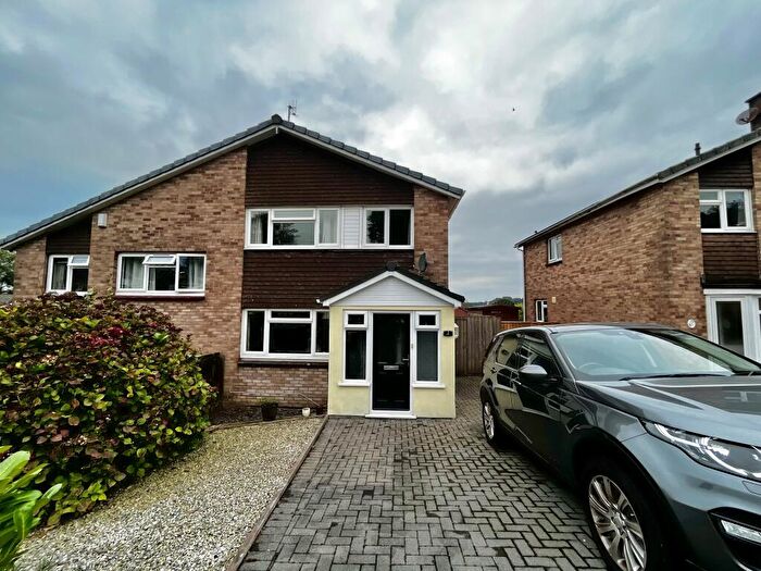 3 Bedroom House To Rent In Langham Way, Ivybridge, PL21