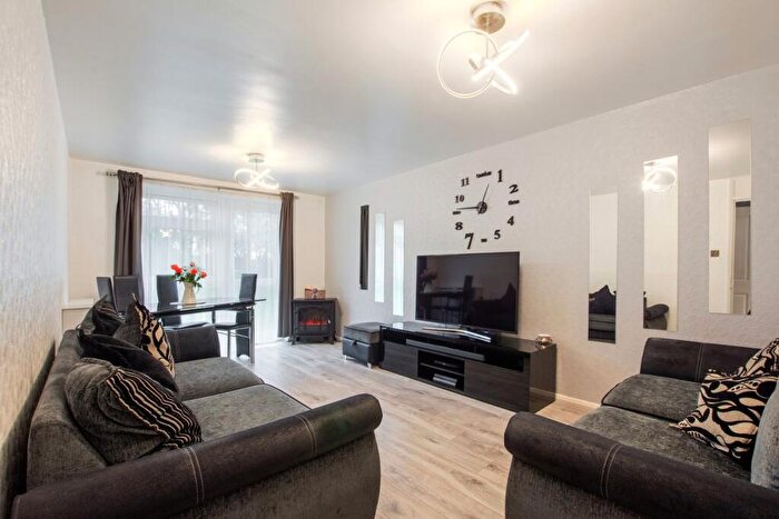 1 Bedroom Flat For Sale In Brooks Close, London, SE9