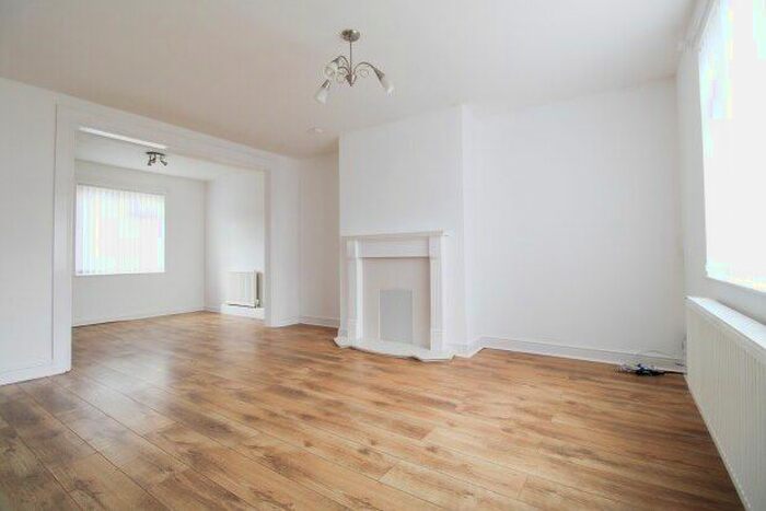 3 Bedroom Property To Rent In Raydale Avenue, Washington, NE37