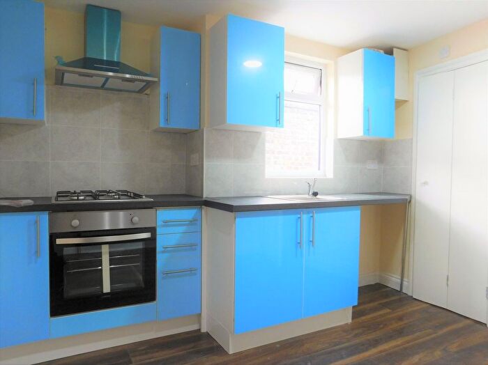 Studio To Rent In Greenford Avenue, West Ealing, W7