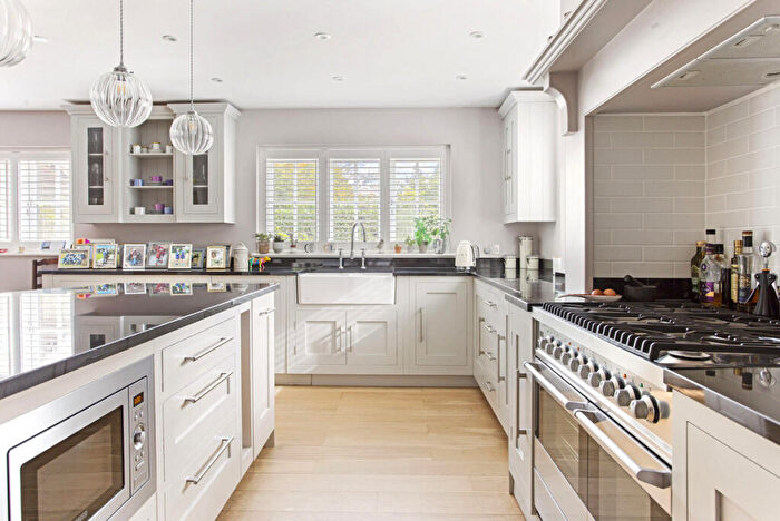 5 Bedroom Detached House For Sale In Bunch Lane, Haslemere, West Sussex, GU27