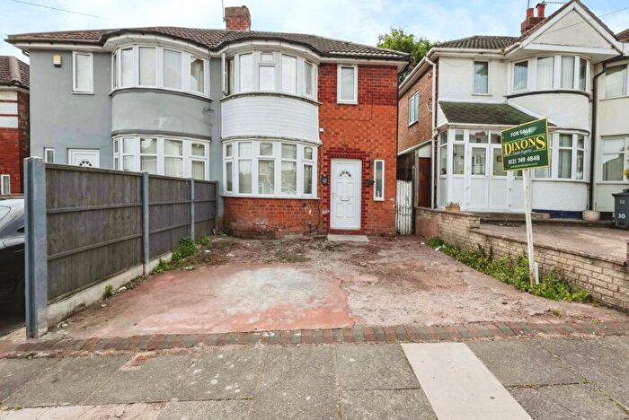2 Bedroom Semi-Detached House For Sale In Haycroft Avenue, Birmingham, West Midlands, B8