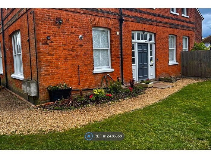 2 Bedroom Flat To Rent In Salisbury Road, Barnet, EN5