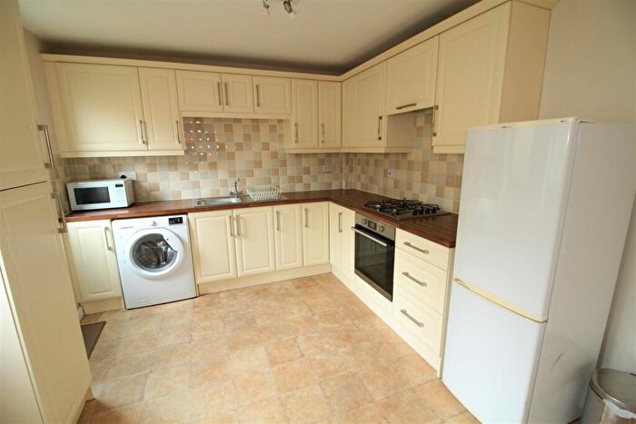 2 Bedroom Semi-Detached House To Rent In Pennhome Avenue, Nottingham, NG5