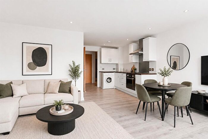 2 Bedroom Flat For Sale In Shakespeare Street, Nottingham, NG1