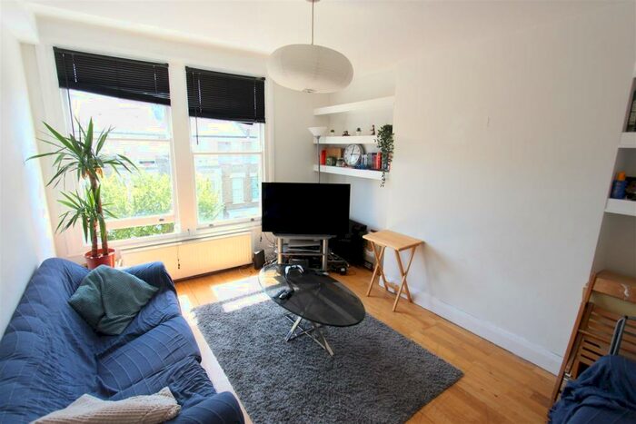 3 Bedroom Flat To Rent In Fairmead Road, Upper Holloway, N19