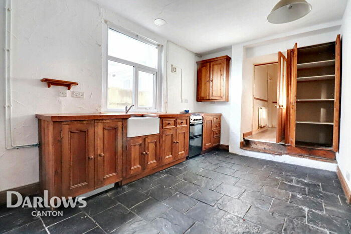 3 Bedroom Terraced House For Sale In Trevethick Street, Cardiff, CF11