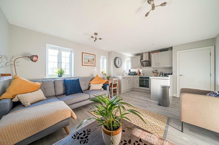 2 Bedroom Apartment To Rent In Kingston Bagpuize, Oxfordshire, OX13