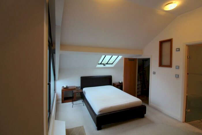 1 Bedroom Apartment To Rent In Plumptre Street, Nottingham, Nottinghamshire, NG1