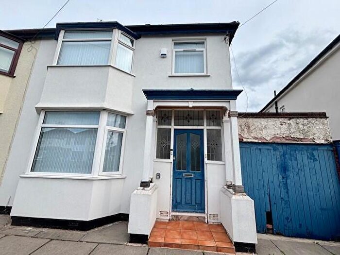 3 Bedroom Semi-Detached House To Rent In Norville Road, L14