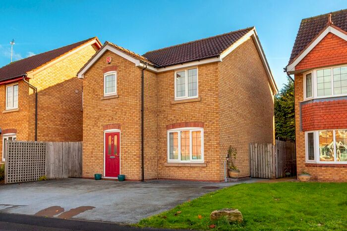 3 Bedroom Detached House To Rent In Redgrave Close, York, YO31