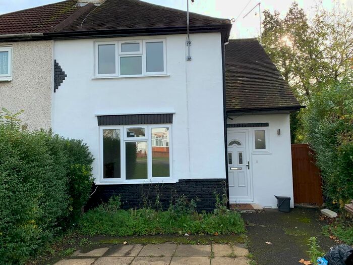 3 Bedroom Semi-Detached House To Rent In Greenway, Pinner, HA5