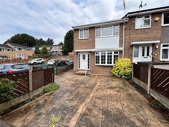 2 Bedroom Terraced House To Rent In Hill Side Mount, Pontefract, WF8