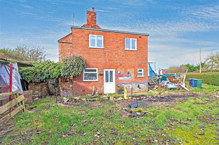 3 Bedroom Semi Detached House For Sale In Outgate Road, Leverton, Boston, PE22