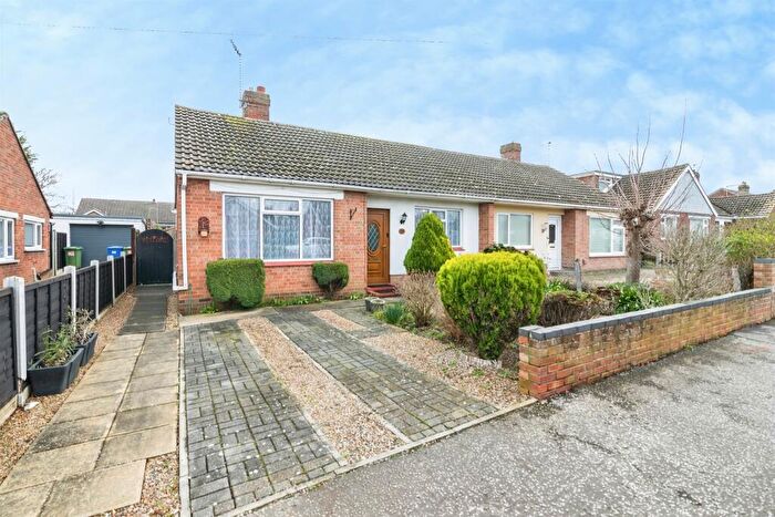 2 Bedroom Semi-Detached Bungalow For Sale In Dixon Drive, Lowestoft, NR33