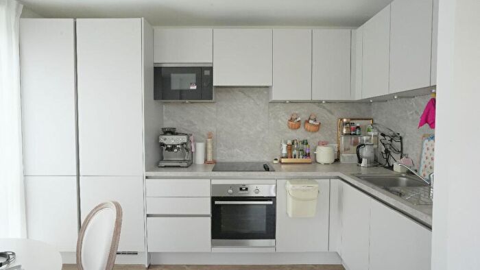 1 Bedroom Apartment For Sale In Flat, Dodson House, London, NW7