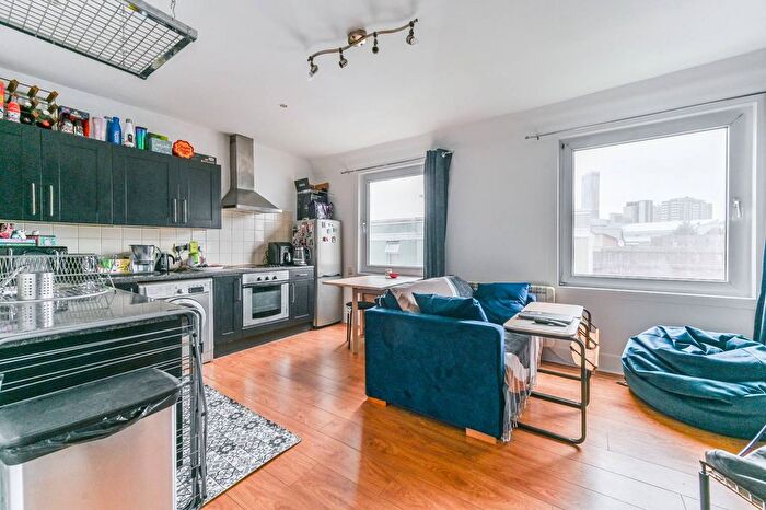 1 Bedroom Flat For Sale In Church Street, Central Croydon, Croydon, CR0