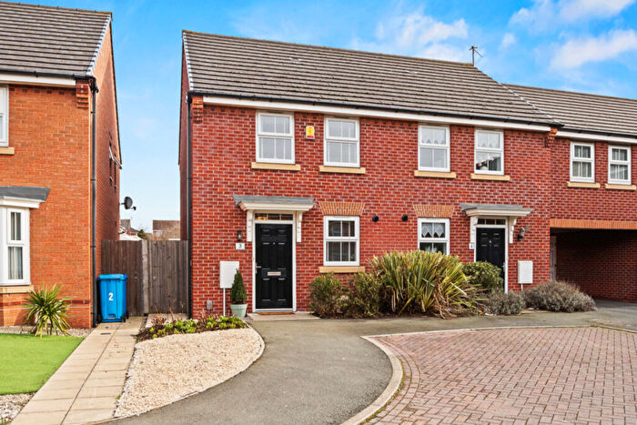 2 Bedroom Terraced House For Sale In Mainsail Close, Liverpool, L3