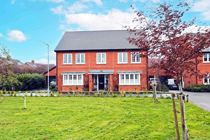 5 Bedroom Detached House To Rent In Thame, OX9