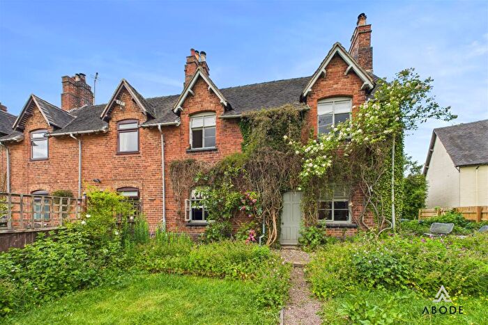 2 Bedroom Cottage For Sale In Hall Meadow, Tean, Stoke-On-Trent, ST10