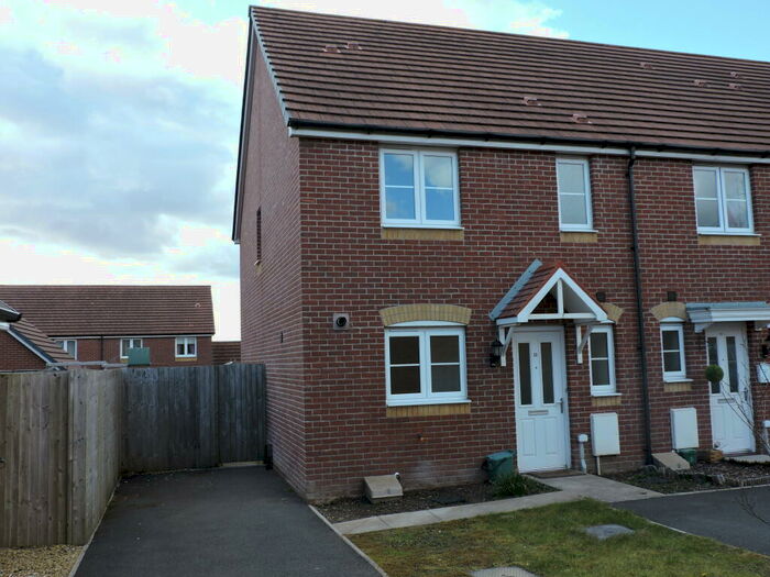 3 Bedroom Semi-Detached House To Rent In Parc Penderi, Penllergaer, SA4