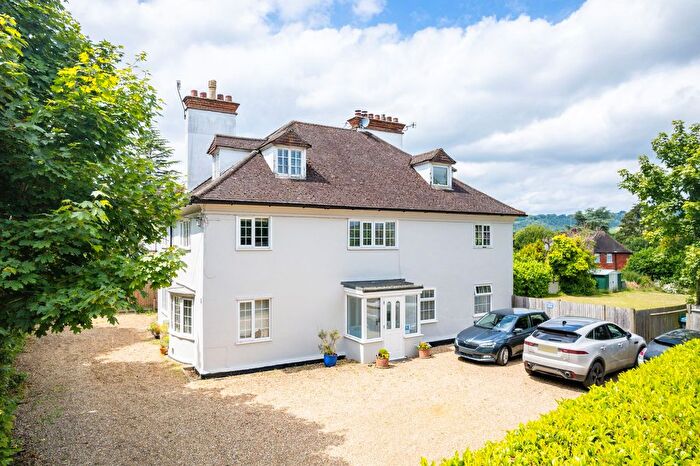 1 Bedroom Flat To Rent In West Hill, Oxted, RH8