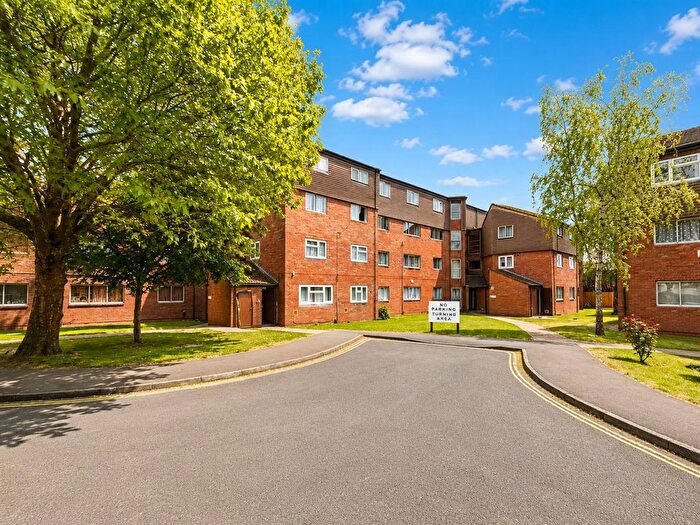 2 Bedroom Flat For Sale In Cranston Close, Hounslow, TW3