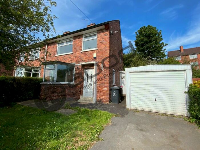 3 Bedroom Semi-Detached House To Rent In Hirst Drive, Rotherham, South Yorkshire, S65