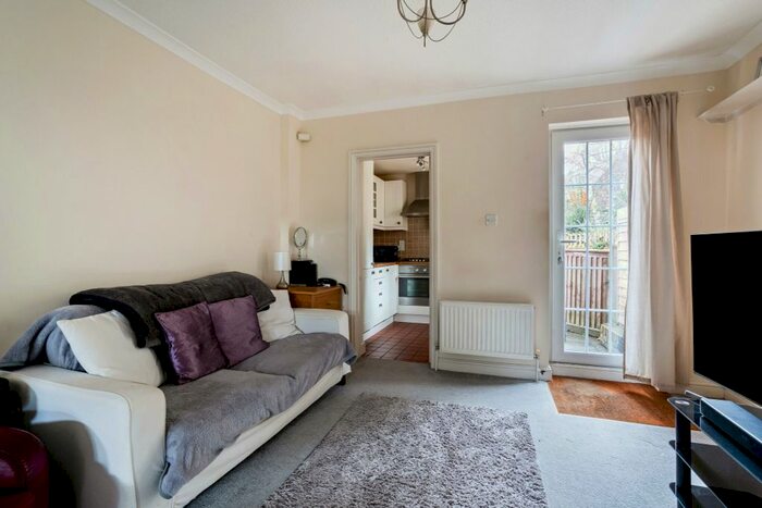 2 Bedroom Terraced House For Sale In Bury Lane, Rickmansworth, WD3