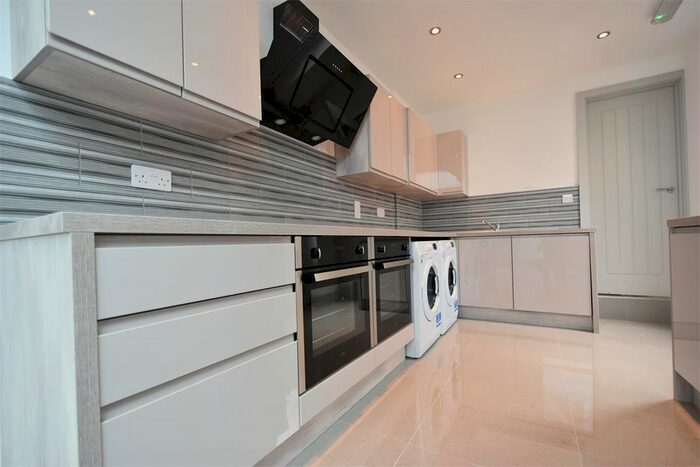 7 Bedroom Terraced House To Rent In Tiverton Road, Selly Oak, Birmingham, B29