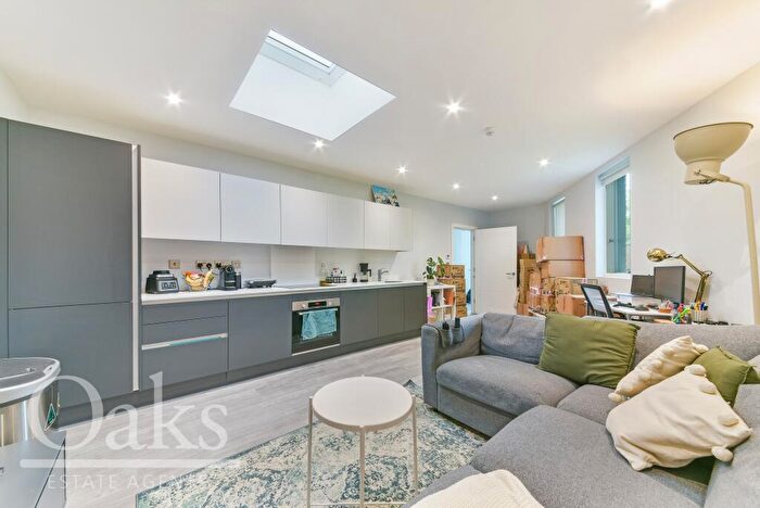 1 Bedroom Apartment To Rent In Blunt Road, South Croydon, CR2