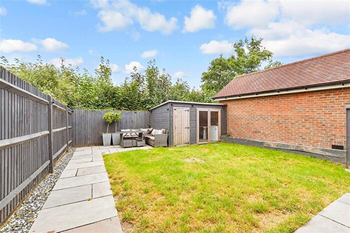 2 Bedroom Semi-Detached House For Sale In Kingfisher Drive, Crowborough, East Sussex, TN6