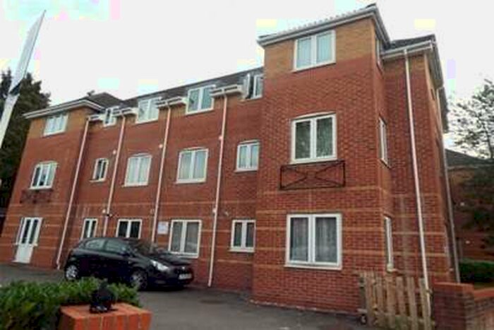 2 Bedroom Flat To Rent In Coxford Road, Southampton, SO16