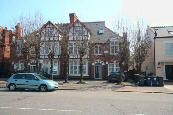 Studio To Rent In Grosvenor Lodge, High Road, Whetstone, N20