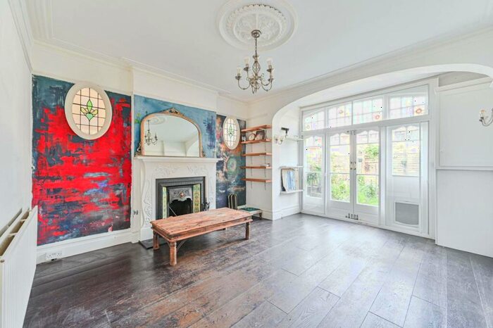 1 Bedroom Flat To Rent In Broxholm Road, Streatham Hill, London, SE27