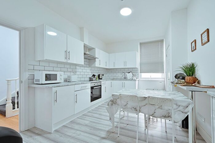 Property To Rent In A St Albans Road, Watford, WD17