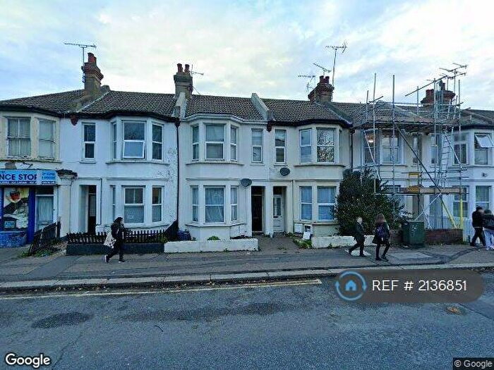 1 Bedroom Flat To Rent In East Street, Southend-On-Sea, SS2