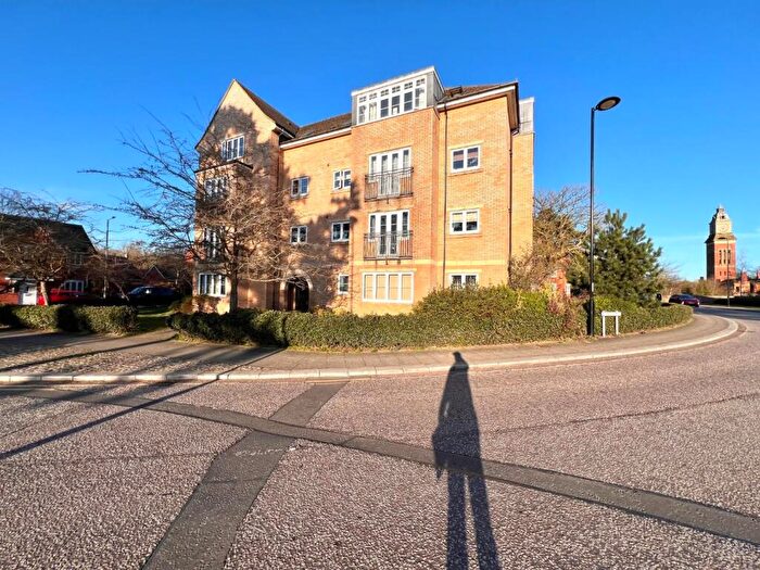 2 Bedroom Apartment For Sale In St. Crispin Drive, St. Crispin, Northampton, NN5