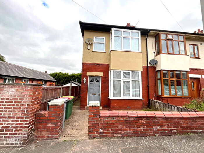 2 Bedroom Terraced House For Sale In Wellington Road, Ashton-On-Ribble, PR2