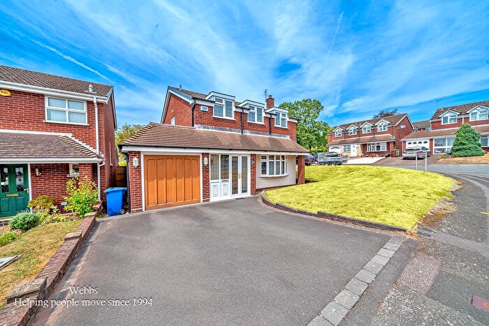 3 Bedroom Detached House For Sale In Boydon Close, Cannock, WS11