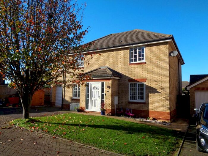 4 Bedroom Property To Rent In Goldfinch Drive, Cottenham, Cambridge, CB24