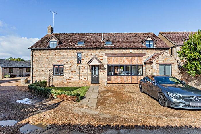 5 Bedroom Detached House For Sale In Main Street, Woodnewton, Peterborough, PE8
